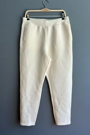 Uniqlo cream sweatpants  thumbnail 1