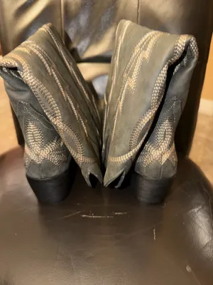 Boots Gray Size 8 thumbnail 7