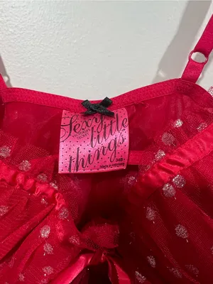 Victoria's Secret Red Sheer Polka Dot Babydoll Chemise Size 34B thumbnail 4