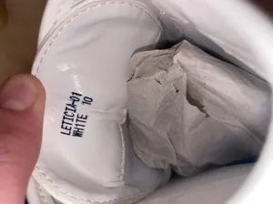 Amazing Lace Boots thumbnail 3