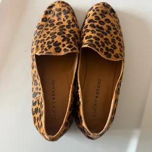 Lucky Brand Animal Print Flats Loafers Womens 7 thumbnail 3