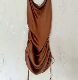 Aritzia Wilfred Only Ruched Slip Dress in Terrazzo Brown thumbnail 4