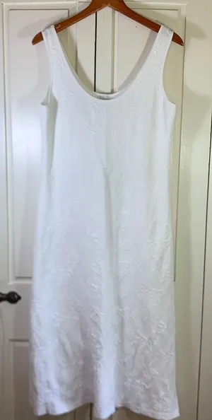 Papillon Paula Carbone White Textured Floral Midi Tank Dress Side Slit FLAWS thumbnail 1