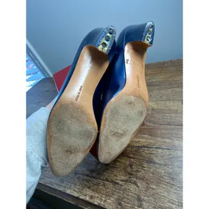 Salvatore Ferragamo‎ navy calfskin pumps low heel size 7AAAA thumbnail 8