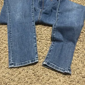 Abercrombie and Fitch jeans thumbnail 5