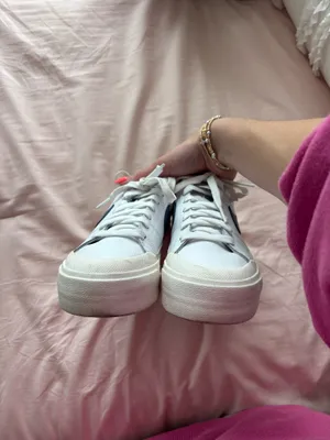 Nike Sneakers thumbnail 5