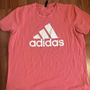 Adidas Pink Tee Shirt Large thumbnail 1