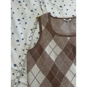 NWOT Sioni Women's M Dusty Pink Argyle Sleeveless Pullover Square Neck Sweater thumbnail 5
