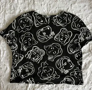 ZARA NEVER WORN S Black White Face Design Crop Top thumbnail 3
