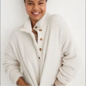 Aerie Sherpa half button sweater with pockets women's size large oversized fit thumbnail 2