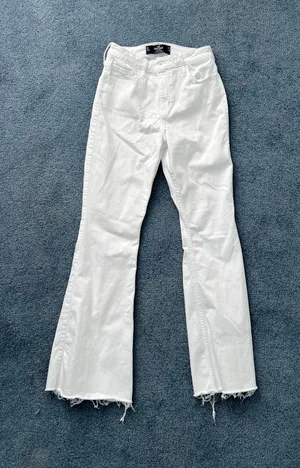 Flare Jeans thumbnail 1