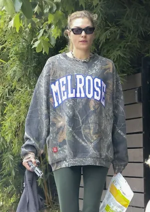 Melrose Camo Crewneck Sweatshirt - Dark Green Camo thumbnail 1