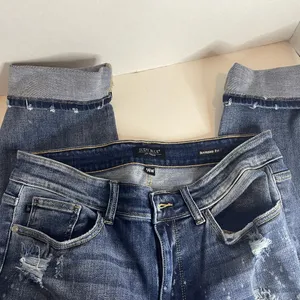 Judy Blue Ripped Boyfriend Jeans in Dark Blue thumbnail 7