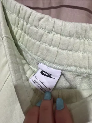 Nike joggers thumbnail 2