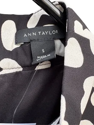 NWT Ann Taylor Heart Puff Sleeve Shift Dress Size Small thumbnail 4