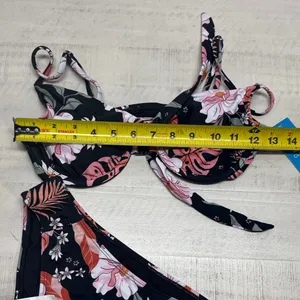 BOGO Cupshe Twilight Garden Underwire Bikini Top & High Cut Bottoms Set thumbnail 6