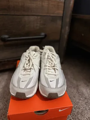 WMNS NIKE INITIATOR thumbnail 4