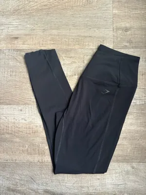 Gymshark No Front Seam Crossover Leggings in Black Sz Medium thumbnail 5