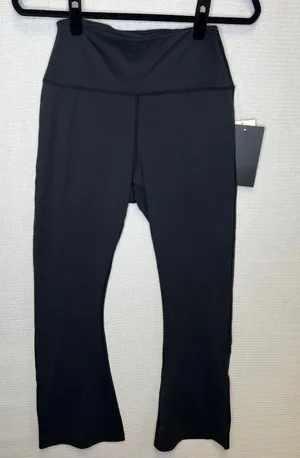 Tuckernuck‎ Black High Rise Compression Millie Yoga Flare Leggings Size M NEW thumbnail 1