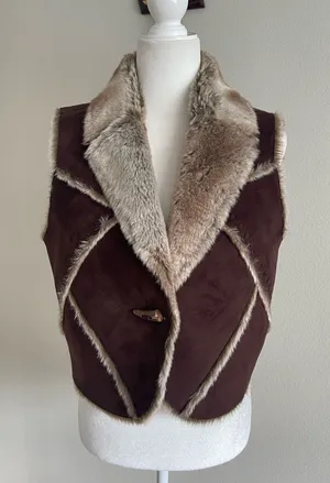 Faded Glory Brown Faux-Suede Vest with Taupe Faux Fur Trim thumbnail 1