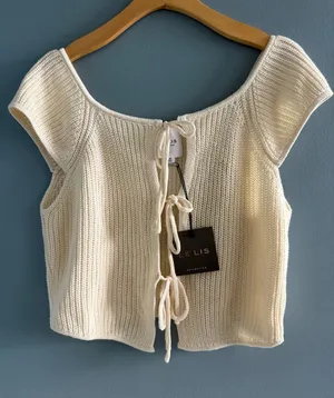 Le Lis Shellie Cream Tie Cardi Top thumbnail 1