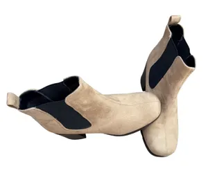Soda Tan and Black Ankle Boots Block Heel Size 9 thumbnail 1