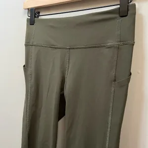 Lululemon Pace Rival‎ Crop *Full-On Luxtreme 22" Dark Olive size 4 thumbnail 2