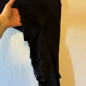 Alo Yoga Ripped Warrior women's leggings. Sz small. Preloved, excellent. thumbnail 4