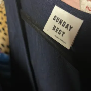 🎀 Aritzia Sunday Best Navy Blue Mini Dress SIZE SMALL thumbnail 2
