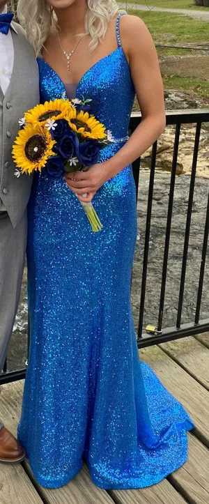 Ellie Wilde Prom Dress thumbnail 1