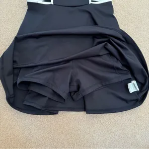 Old Navy Tennis Dress Stretch Powersoft Cutout Black White Mini Shorts XS thumbnail 4