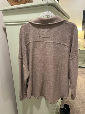 American Eagle Pullover Sweater thumbnail 2