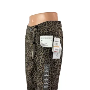 NEW William Rast Wild Cheetah Leopard Beige High Rise Skinny Denim Jeans Size 29 thumbnail 2