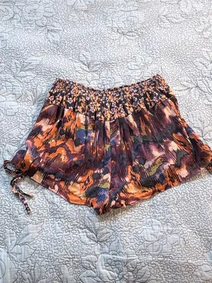 Free People Lisbon Soft Shorts Floral Ruched Side Tie Smocked Waist Pockets~S💚 thumbnail 3