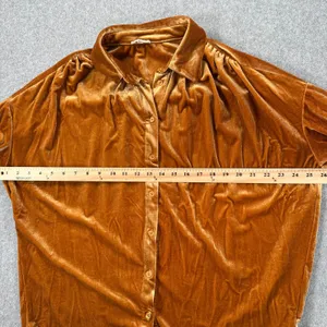 Jodifl Velvet Gathered Shoulder Blouse Women's Medium Golden Brown Button Front thumbnail 7