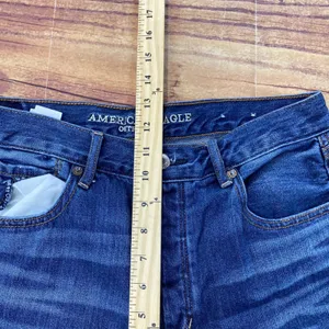 American Eagle Hi-Rise Girlfriend Distressed Medium Wash Womens Blue Jeans sz 8 thumbnail 9