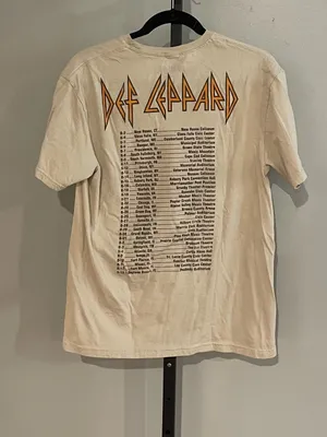 Def Leppard Concert T-Shirt Size Medium thumbnail 2
