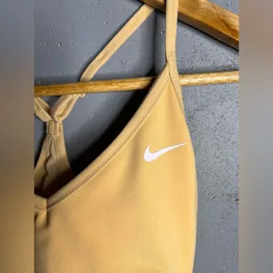 Nike Women's Dri-Fit Indy Court tan/orange Sports Bra Strappy Racerback Mesh. Md thumbnail 3