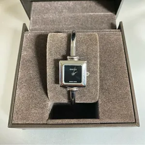 Auth Gucci 1900L Watch‎ Sapphire Crystal Silvertone Swiss Made Water Resistant thumbnail 2