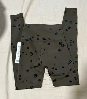 Lululemon Wunder Train HR 28" thumbnail 2