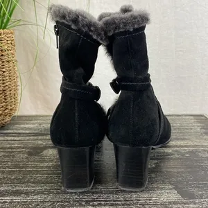 Stuart Weitzman Black Suede Fur Lined Zip Up Ankle Boots 5.5 thumbnail 5