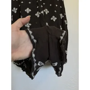 Intimately Free People Black Tank Flowy Cut Out V Neck‎ Sequin Romper X Small thumbnail 4