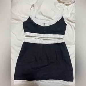 Reformation Robbie Linen Two Piece Set in Black & White thumbnail 4