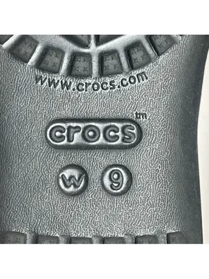 Crocs Summer Tropical Floral Flip Flops - Women’s Size 9 waterproof thumbnail 5