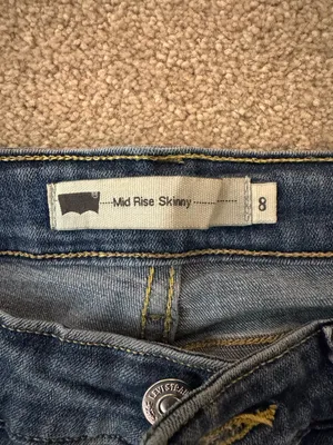 Levi's Women's Medium Blue Skinny Jeans thumbnail 4