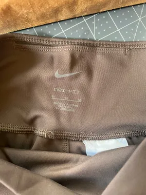 Nike Flare Leggings  thumbnail 6