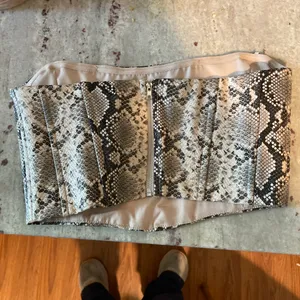 Snakeskin Corset Top Gray thumbnail 2
