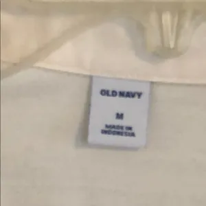 Old navy casual or career shirt. New. Large thumbnail 2