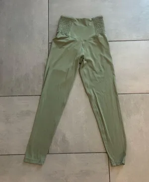 OFFLINE By Aerie Real Me Smocked Legging thumbnail 4