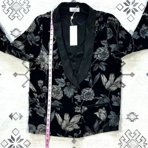 Sage The Label Headed Downtown Velvet Floral Blazer Size XS thumbnail 7